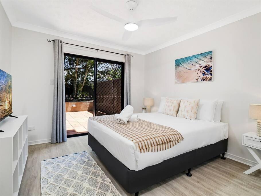 Bliss And Waves Apartment